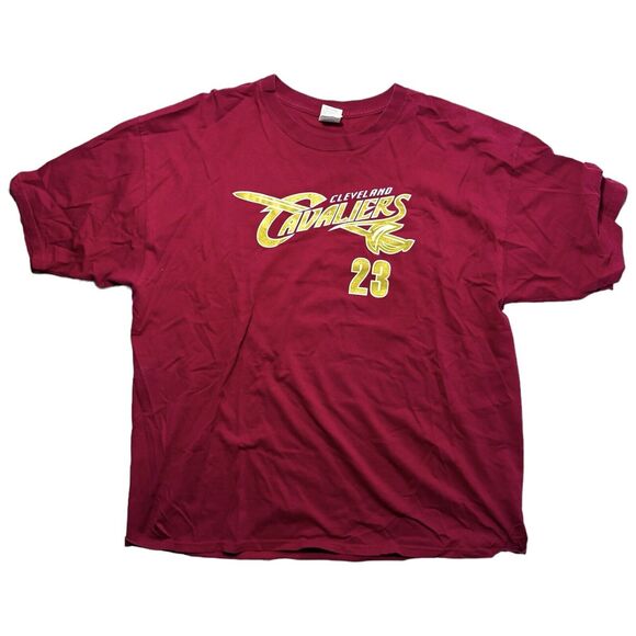 VTG Cleveland Cavaliers NBA #23 LeBron James Wine Red Gold T-Shirt Men's SZ XXL - Picture 2 of 6